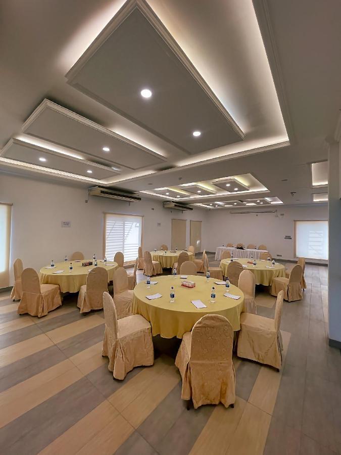 Nascent Gardenia Residence Дакка Экстерьер фото